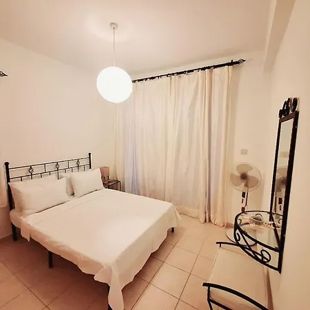 Mountain Seaview Penthouse In A Village 10 דירה *