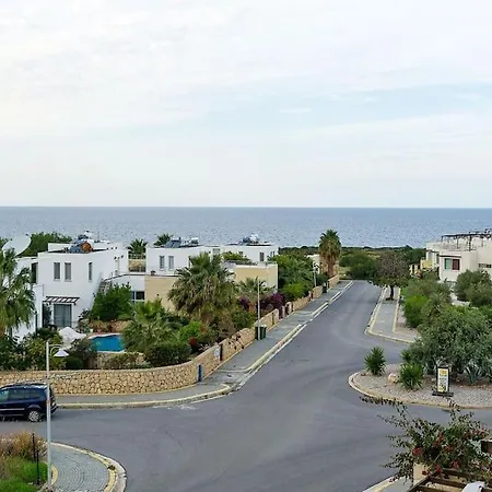Mountain Seaview Penthouse In A Village 10 דירה Agios Georgios (Girne)