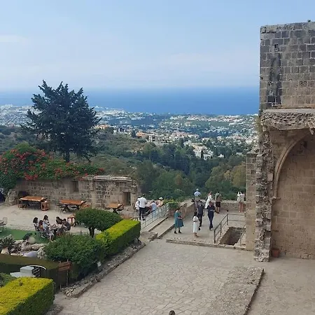 דירה Mountain Seaview Penthouse In A Village 10 *